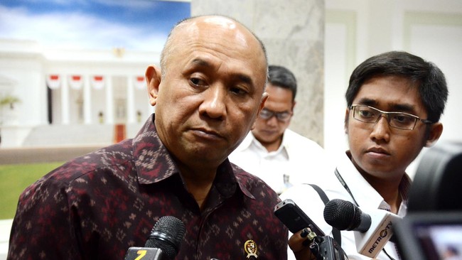 Banjir bandang di Garut telah merusak 2.049 rumah, meliputi 283 rumah hanyut, 605 rumah rusak berat, 200 rumah rusak sedang, dan 961 rumah rusak ringan. 