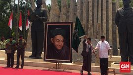 Tongkat Pendiri NU dan Pataka Majapahit di Tengah Hari Santri