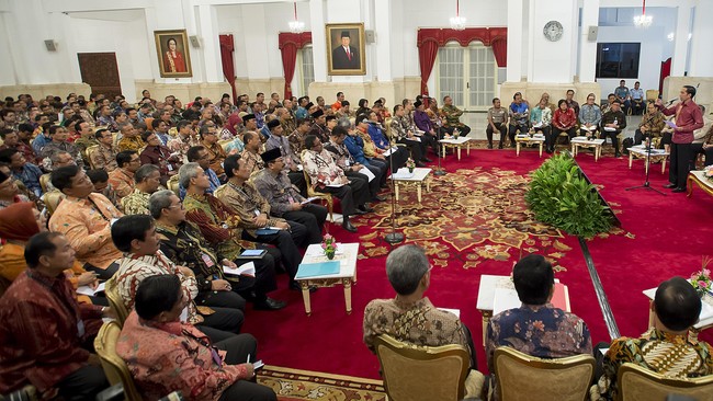 Mensesneg mengaku pertemuan KIH dengan Presiden Jokowi di Istana bukan pertemuan mendadak tapi pertemuan resmi yang terjadwal.