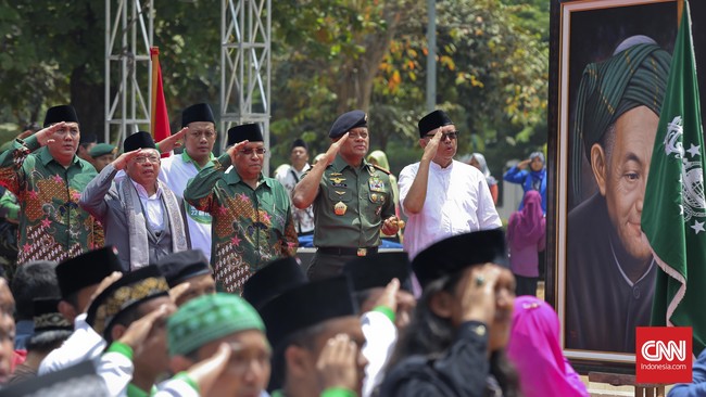 Setelah tak ada GBHN, menurut Ketua Umum PBNU Said Aqil Siroj, demokrasi sudah kebablasan dan tidak jelas arahnya.