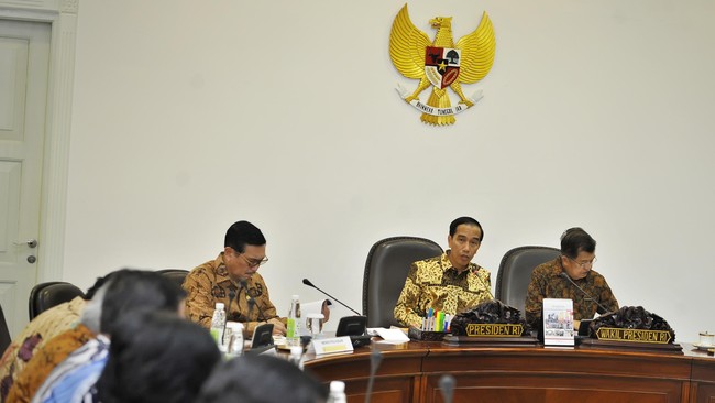 Banyak kejahatan yang memang tidak perlu diungkap dulu ke publik mengenai dugaan pelakunya.