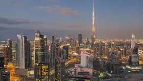 Menilik Pesta Malam Warga Dubai