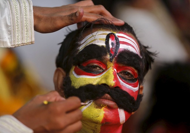 Merayakan Kekalahan 'Raja Iblis' di Festival Dussehra