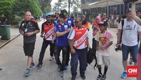 Lorenzo Kritik Ramainya Paddock MotoGP