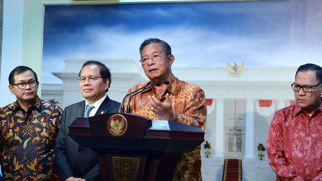 Menko Perekonomian Darmin Nasution mengatakan nilai fundamental rupiah diperkirakan pada kisaran Rpadalah di kisaran Rp12.700-12.500 per dolar AS.