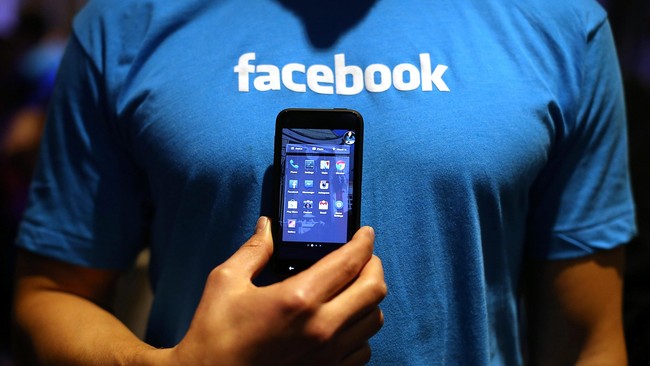 Facebook sedang menguji coba membuat infrastuktur Internet dengan cara yang sederhana, yakni menggunakan gelombang milimeter.