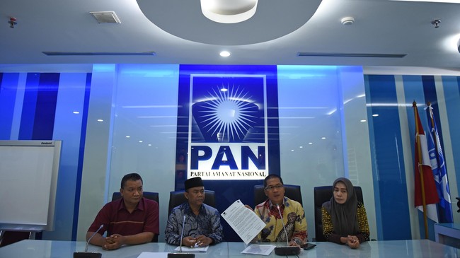Partai Amanat Nasional memastikan bakal menyampaikan penolakan Perppu Ormas menjadi undang-undang di sidang paripurna, Selasa (24/10).