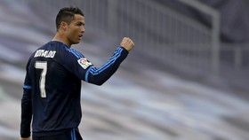 Tanpa Injak Gas, Madrid Unggul 2-0 di Babak Pertama