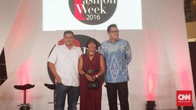 Jakarta Fashion Week 2016 Ingin Menduniakan Batik