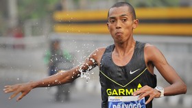 Pelari Nasional Perbaiki Waktu di Maraton Tokyo