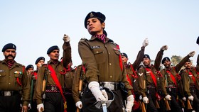 India Akan Turunkan Tentara Wanita di Peperangan