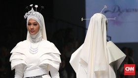 4 Desainer Indonesia Unjuk Karya di Dubai Modest Fashion Week