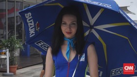 Potret Gadis-gadis Payung di MotoGP Malaysia