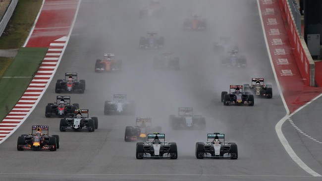 Bos F1 Bernie Ecclestone mengatakan sistem penentuan lewat waktu yang baru itu ditunda hingga seri balap F1 berlangsung di Eropa yakni di Spanyol.