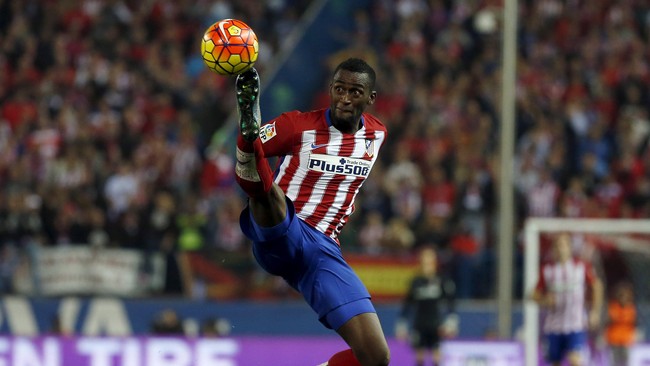Jackson Martinez dibeli klub China, Guangzhou Evergrande, dari Atletico Madrid dengan harga 42 juta Euro atau setara dengan Rp633 miliar.