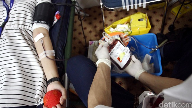 Banyak cara unik yang akan dilakukan mahasiswa dalam mendapatkan nilai. Blood Day adalah salah satu bukti keunikan tersebut. Acara apa ini?