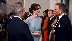 'Spectre' Disemarakkan Keluarga Kerajaan Inggris