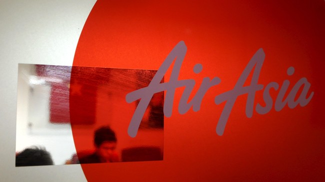 AirAsia memutuskan mencabut kerja sama penjualan tiket terbangnya di Traveloka karena hilangnya penawaran tiket di laman agen penjualan online tersebut.