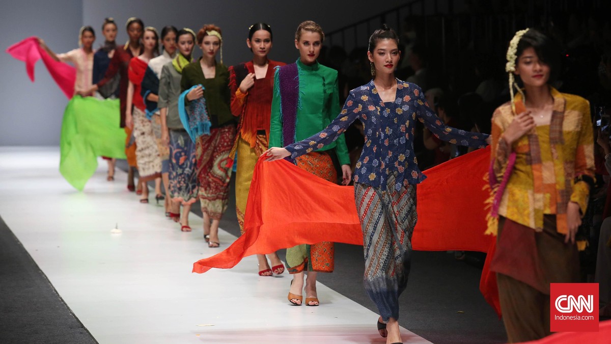 Batik dan Kebaya, Tak Melulu Harus 'Jadul'