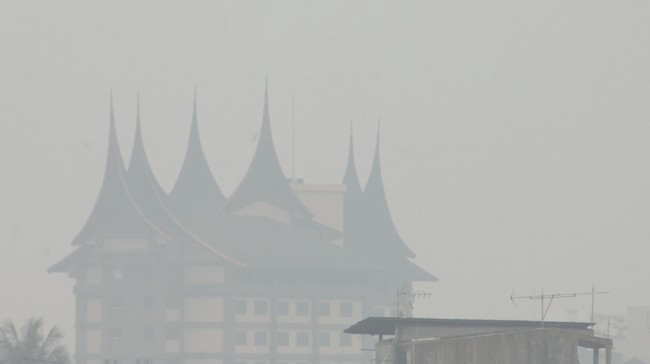 Undang-Undang Nomor 4 Tahun 2011 tentang informasi Geospasial pasal 2 mengamanahkan Informasi Geospasial diselenggarakan berdasarkan asas kepastian hukum.