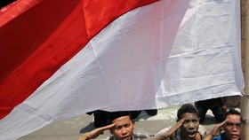 Keminggris 'Anak Jaksel' dan Ikrar Bahasa yang Terlupakan