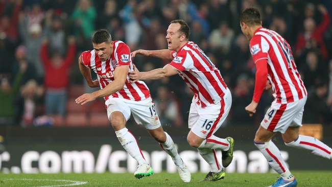 Setelah memecahkan rekor transfer dengan membeli Xherdan Shaqiri di bursa musim panas, Stoke City melakukannya lagi di bursa musim dingin.