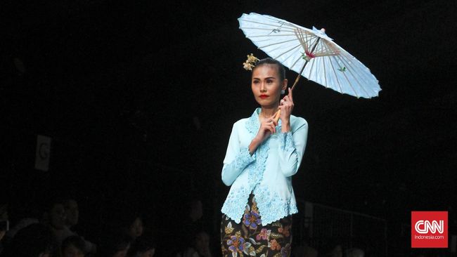 Ketua Dekranasda DKI Jakarta Veronika Tan mengatakan banyak tema di Jakarta yang bisa digunakan selain monas, ondel-ondel dan ketoprak.