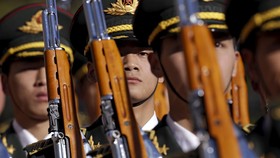 China Tingkatkan Anggaran Pertahanan Jadi US$141,4 Miliar