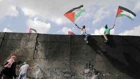 Israel Izinkan Palestina Pakai Jaringan 3G