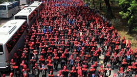 Pembubaran Demo Buruh Berlangsung Kondusif