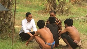 Jokowi Siapkan Hunian Tetap Bagi Suku Anak Dalam