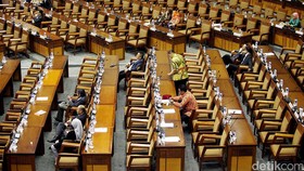 Baca Naskah Pidato Setnov, Anggota DPR Tutup Masa Sidang