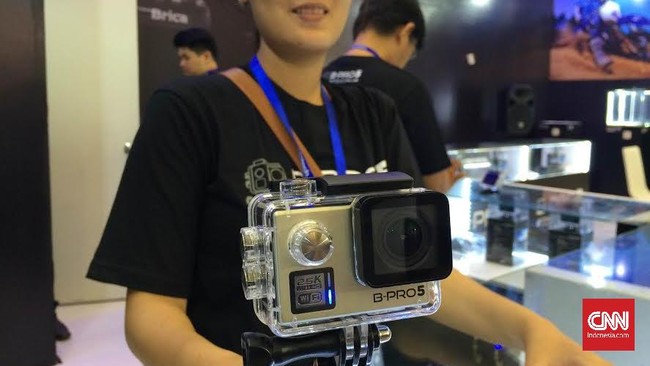 Tak cuma ponsel dan komputer, di pameran Indocomtech 2015 juga turut hadir produk lainnya seperti kamera aksi.
