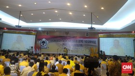 Kantor Dikunci & Listrik Padam, Acara Kosgoro di Golkar Batal