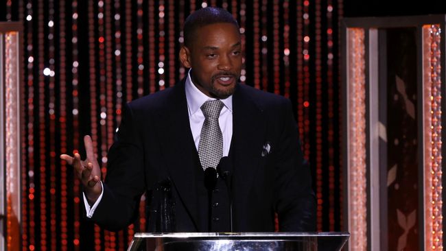 Aktor Will Smith terpilih menjadi salah satu pengusung jenazah Muhammad Ali saat pemakaman di Louisville, Kentucky, AS.