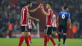 Tekuk Bournemouth, Southampton Geser Posisi Liverpool
