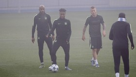 Manchester City Tak Mau Seri