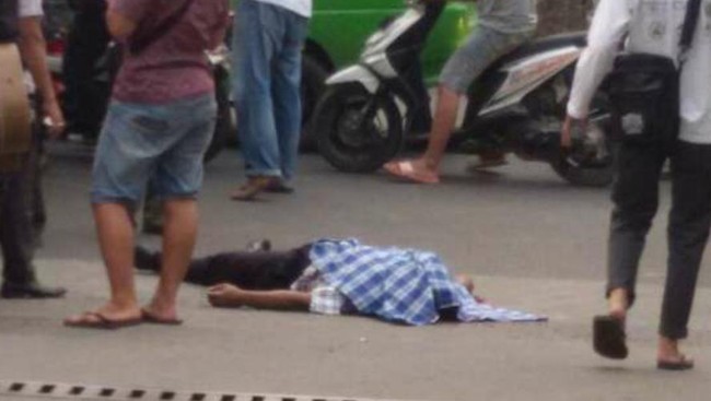 Gatot memerintahkan KSAD Jenderal Mulyono melakukan evaluasi perihal tingkatan anggota apa saja yang diperbolehkan membawa senjata.