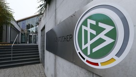 Polisi 'Menyerbu' Federasi Sepak Bola Jerman