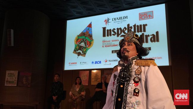 Dengan mengetahui akar budaya daerah, seniman teater muda akan menampilkan akting yang lebih berwarna.