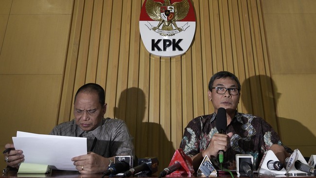 Plt Wakil Ketua KPK Johan Budi Sapto Pribowo memastikan penyidik tengah mengidentifikasi keterlibatan anggota parlemen Sumatera Utara.