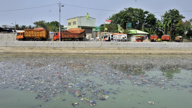 Pemkot Bekasi dan Pemprov DKI menilai PT Godang Tua Jaya telah wanprestasi. Karenanya, pengelolaan sampah selanjutnya tak lagi dipegang perusahaan tersebut.