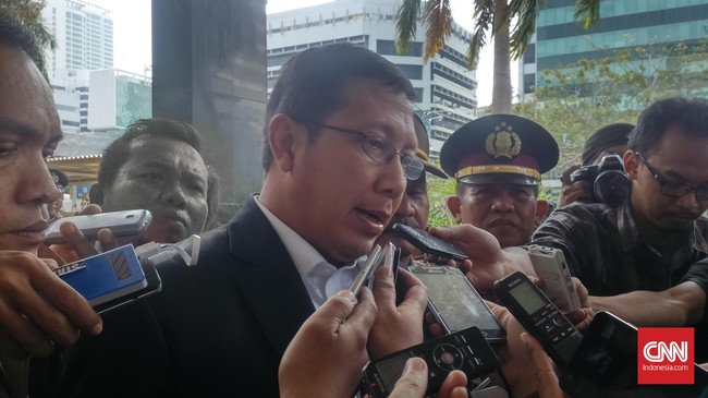 Tokoh-tokoh agama, ormas-ormas keagamaan, majelis-majelis agama akan diimbau untuk melakukan sosialisasi lebih masif.