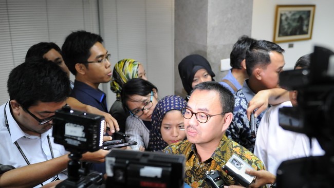 Kebijakan baru itu dituangkan Menteri Sudirman Said dalam Peraturan Menteri ESDM Nomor 38 tahun 2015 tentang Percepatan Pengusahaan Migas Non Konvensional.