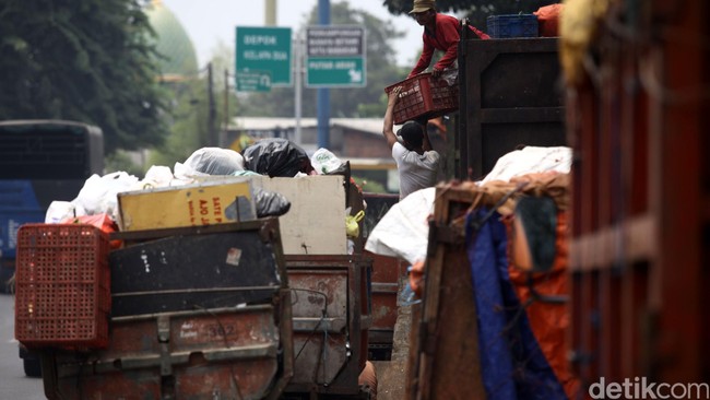 Ahmad Heryawan membenarkan bahwa di Bogor tengah dibangun pengelolaan sampah regional yang bisa dimanfaatkan banyak pihak.