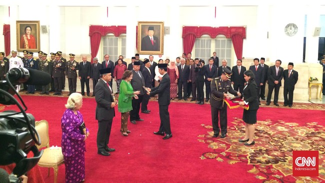 Lima tokoh tersebut adalah Benhard Wilhem Lapian, Mas Isman, I Gusti Ngurah Made Agung, Ki Bagus Hadikusumo dan Komjen Dr. H Moehammad Jasin.