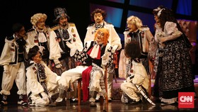 Teater Koma Pentaskan Karya Klasik Nikolai Gogol