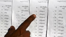 Masa Tenang, Atribut Kampanye Diturunkan