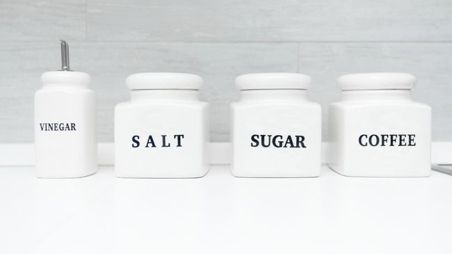 Ekspansi Bahasa Inggris dalam kehidupan masyarakat Indonesia ternyata tidak cuma sampai di lingkungan sosial saja tapi sampai ke dapur rumah.