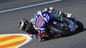 FP2 Katalonia: Giliran Lorenzo Kalahkan Vinales